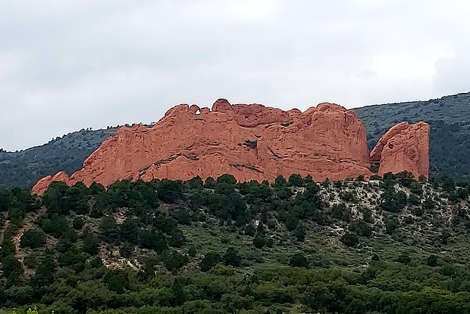 Pikes Peak Regional Wonders Full Day Tour From Denver - Garden of the Gods Park