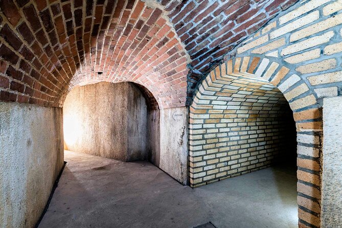 Pilsen Historic Underground Tour With a Glass of Beer - Meeting and Pickup