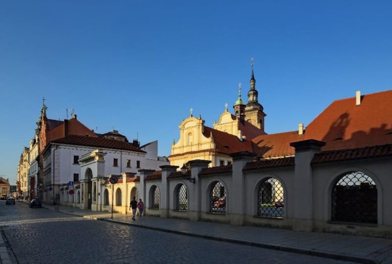 Pilsen: Old Town Guided Walking Tour - Architectural Highlights