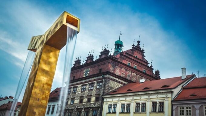 Pilsen: Old Town Guided Walking Tour - Meeting Point and Accessibility