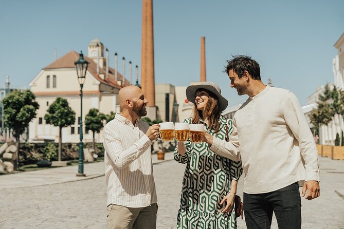 Pilsner Urquell Brewery Tour With Beer Tasting - Unfiltered Pilsner Urquell Beer