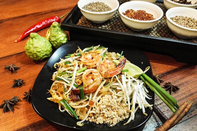 Pink Chili - Thai Cooking Class and Market Tour in Bangkok - Duration and Schedule