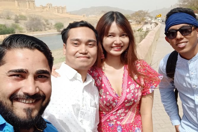Pink City Private Day Tour by Tuk Tuk With English Speaking Driver.. - Accessibility and Participation