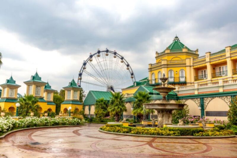 Pink Full Day Johannesburg & Gold Reef City Theme Park Tour - Themed Attractions