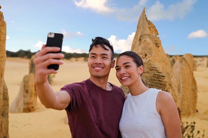 Pinnacles Sunset Dinner and Stargazing Experience a Small Group Tour - What to Expect