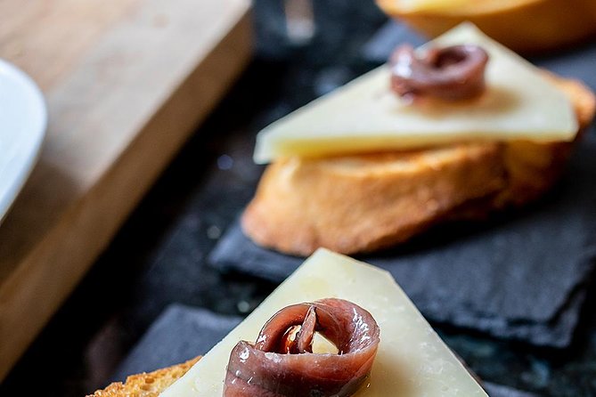 Pintxos and Tapas Cooking Class in Bilbao - Small-Group Setting