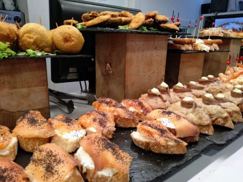 Pintxos Tour for Gourmets in the Old Town - Evening - Exclusions