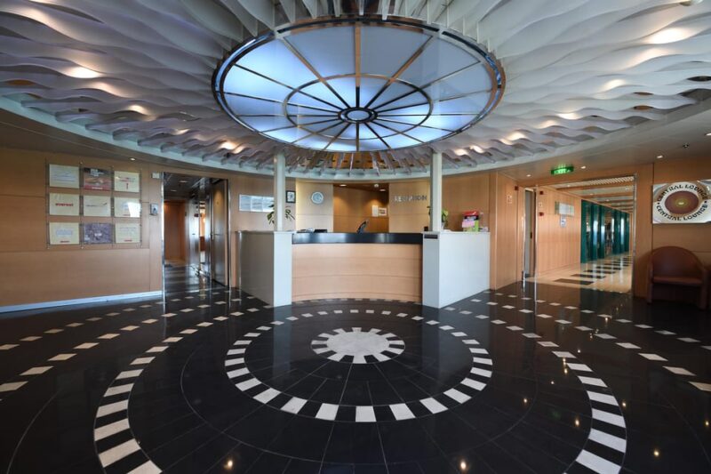 Piraeus - Mykonos: 1-Way Ferry Between Piraeus and Mykonos - Check-in and Boarding Process