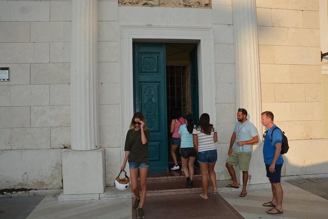 Piran Walking Tour With Local Wine and Food Tasting - Capturing Panoramic Views