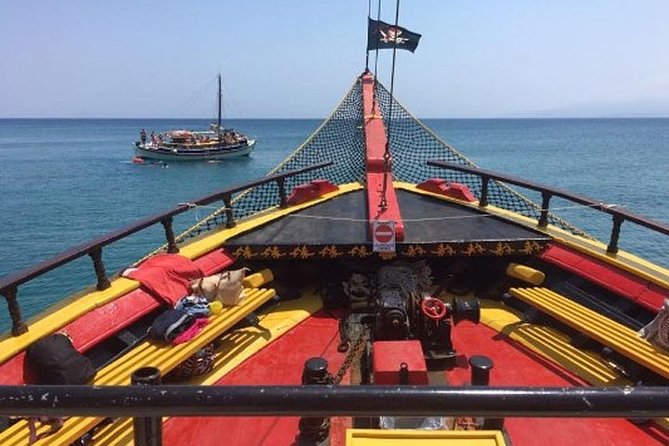 PIRATE BOAT 4.5h With Transfer & Lunch From Hersonissos CRETE - Meeting and Pickup