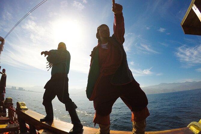 Pirate Ship Premium Dinner Cruise With Show - Meeting and Pickup Details