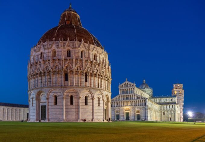 Pisa: 1.5-Hour Small Group Leaning Tower Tour With Tickets - Meeting Point and Duration