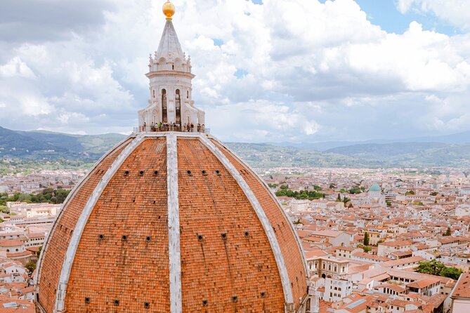 Pisa and Florence Daytrip in Limo the Art of Surprising You - Accessibility and Special Accommodations