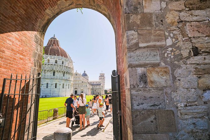 Pisa and Piazza Dei Miracoli Half-Day Tour From Florence - Skip-the-Line Admission