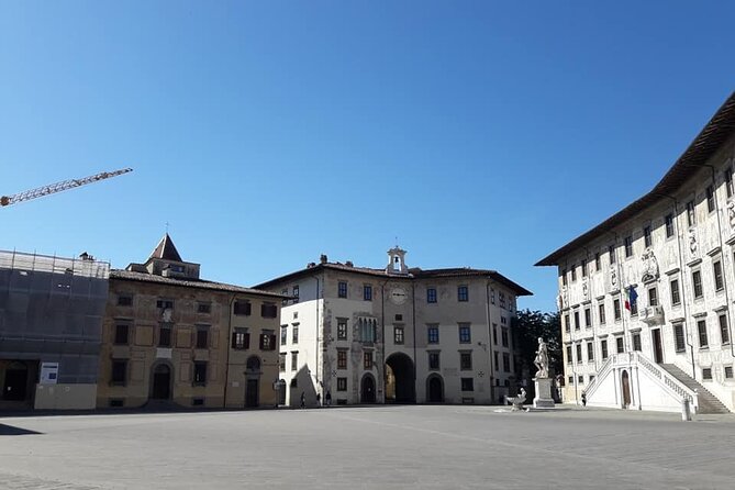 Pisa Beyond the Leaning Tower Walking Tour - Navigating Pisas Bustling Squares
