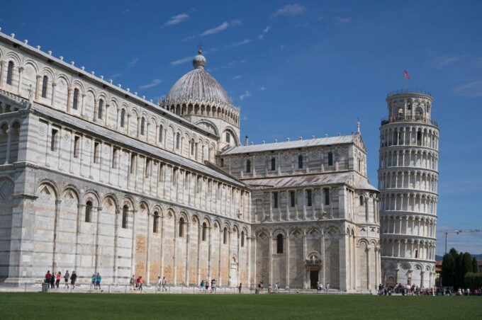 Pisa: Guided Tour With Optional Tower Tickets - Dress Code