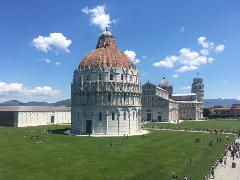 Pisa: Piazza Dei Miracoli Guided Tour & Leaning Tower Option - Tour Guide and Experience