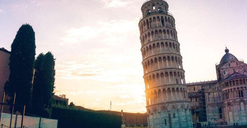 Pisa: Sightseeing Walking Tour - Key Points