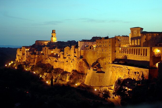 Pitigliano Private Walking Tour - Pitiglianos Captivating History and Culture