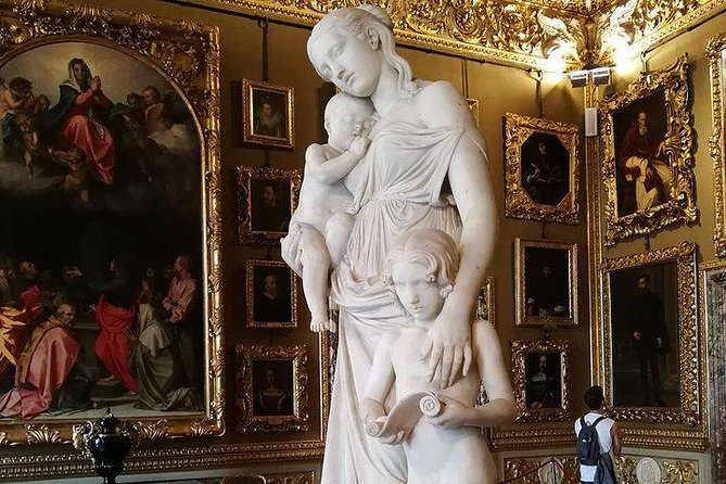 Pitti Palace, Palatina Gallery and the Medici: Arts and Power in Florence. - The Palatine Gallery