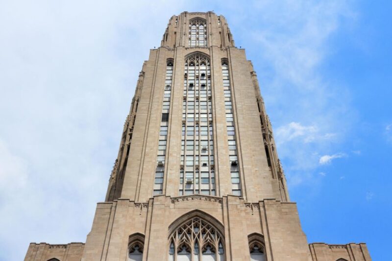 Pittsburgh Panorama: A Pittsburgh Through Iconic Landscapes - Cultural Richness and History