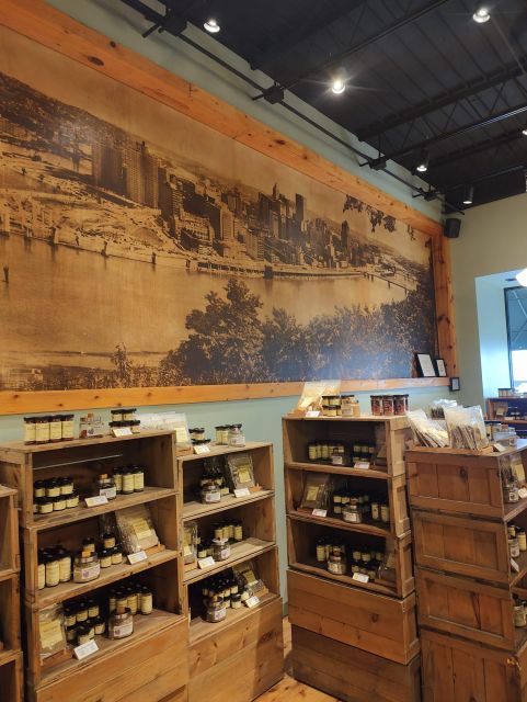 Pittsburgh: Strip District Food Tour - Participant Requirements