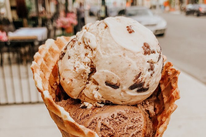 Pizza and Gelato Tour in San Diego - Meeting the Knowledgeable Tour Guide