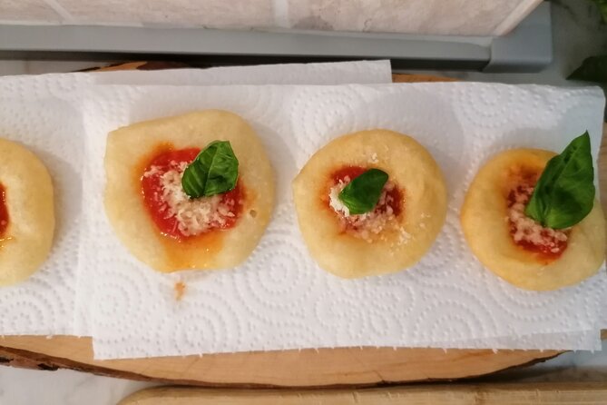 Pizza and Tiramisù Class With a Local Mum in Positano - Convenient Meeting and Pickup