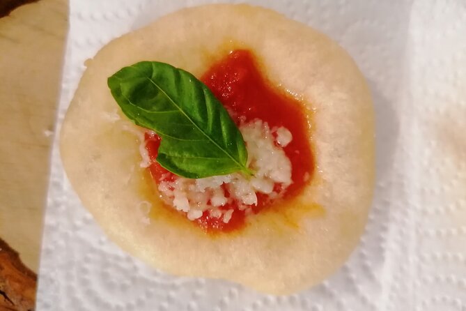 Pizza and Tiramisù Class With a Local Mum in Positano - Fresh, High-Quality Ingredients
