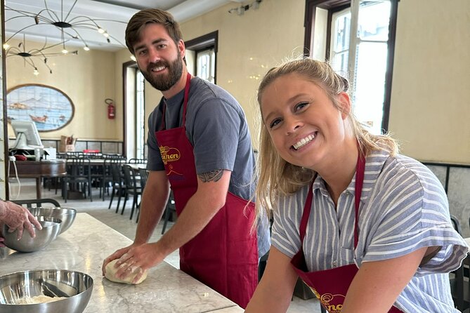 Pizza Class in Naples, Pizza Chef for a Day. - Hands-on Pizza-making Activities