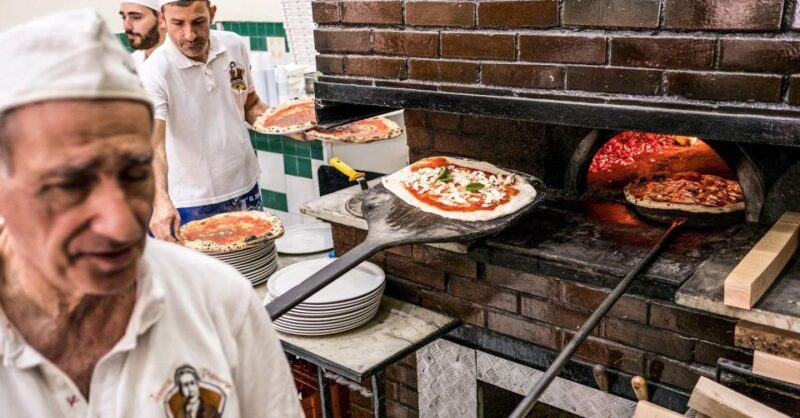 Pizza Lesson - Learning Pizza-Making Techniques