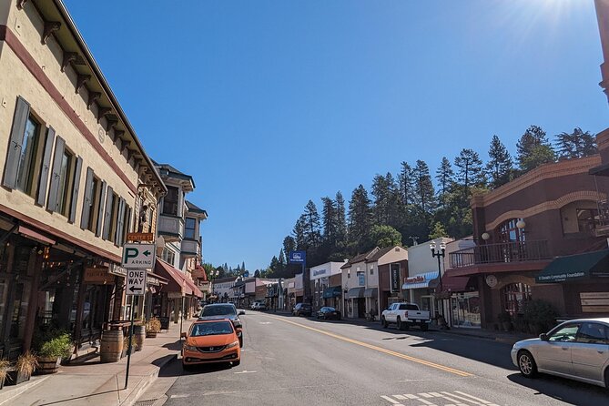 Placerville Scavenger Hunt Walking Tour and Game - Key Points