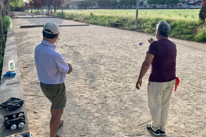 Play Pètanque, Fun for Families, Couples, Everyone - in English - Experiencing Pétanque in Provence
