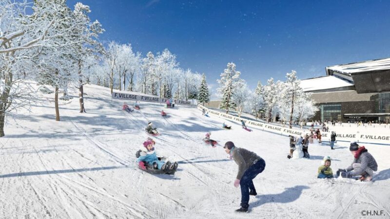 Play With Snow! at HOKKAIDO Snow Park & Outlet Shopping - On-Site Dining Options