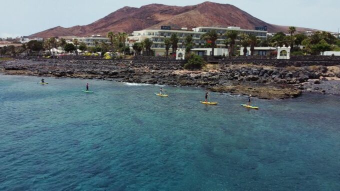 Playa Blanca: Stand up Paddle Class for Beginners - Exploring the Coastline
