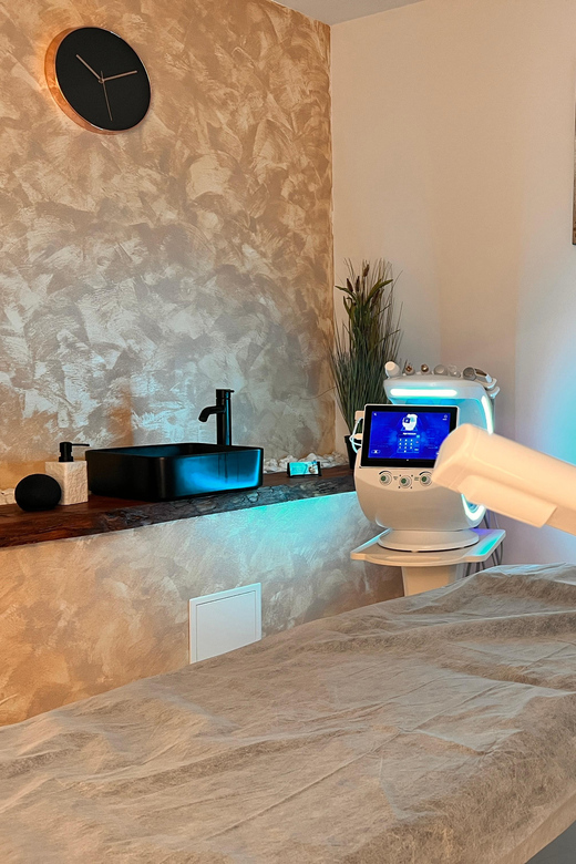 Playa De Las Americas: Hydrafacial at Centro Merici - Hydration