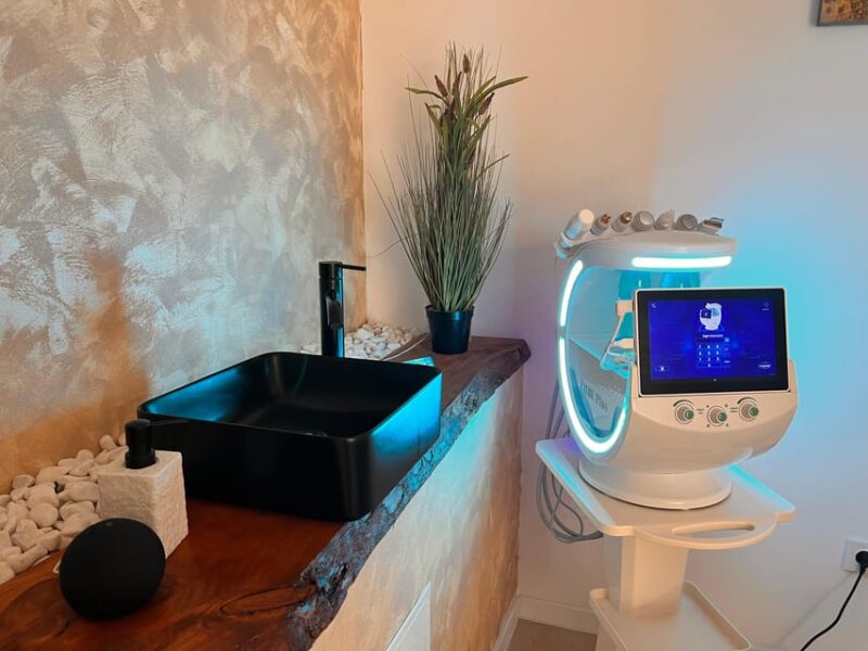 Playa De Las Americas: Hydrafacial at Centro Merici - Protection