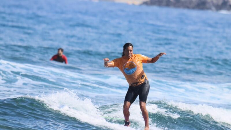 Playa De Las Américas: Surf Equipment for Rent - Amenities and Essentials