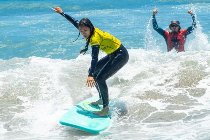 Playa Del Inglés: Surfing Class for Beginners - Frequently Asked Questions