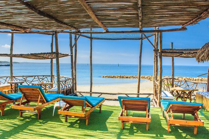 Playa Morena Beach Club Whith Lunch and Walking Tour of Fort San Fernando - Meeting and Pickup Information