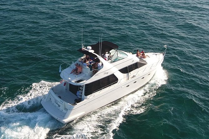 Playa Mujeres Rent a Yacht 4hrs With Food and Drinks Aboard CA55 - Frequently Asked Questions