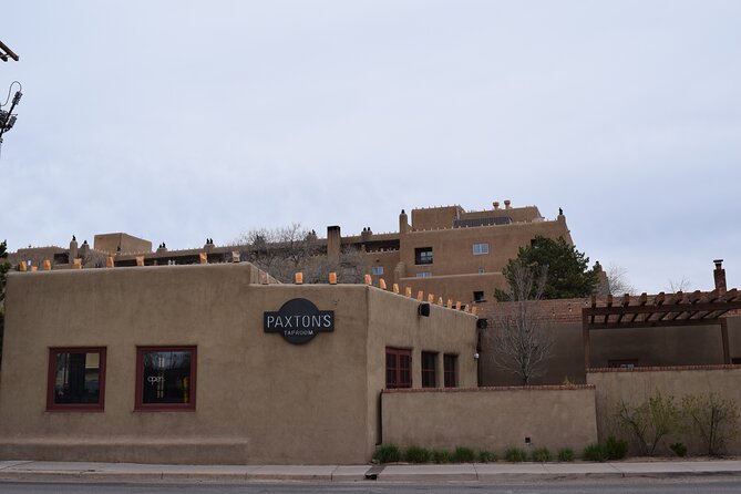 Plaza Sip, Savor, & History Walking Tour in Santa Fe - Tour Experience