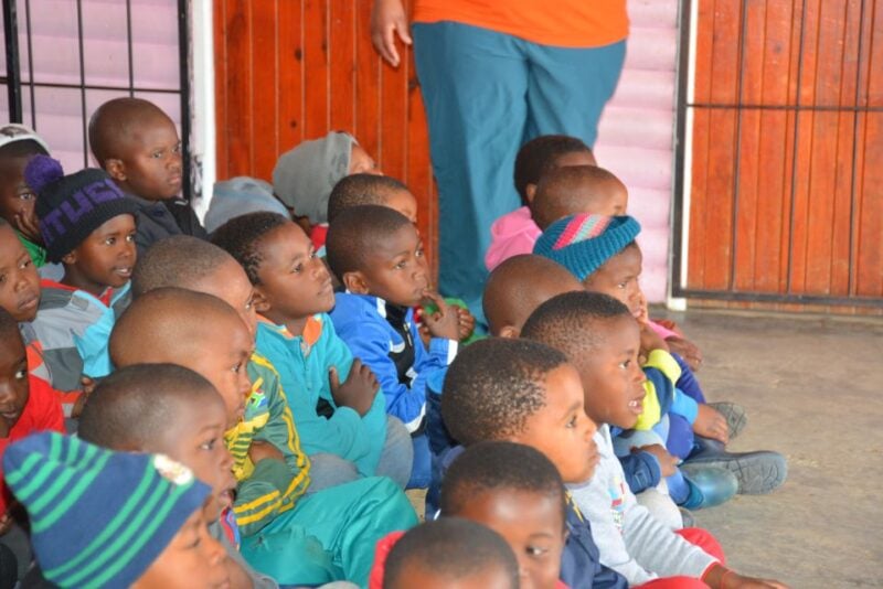 Plettenberg Bay: Qolweni Township Cultural Walking Tour - Visiting Local Schools