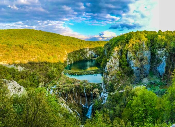 PLITVICE LAKES FULL DAY TOUR WITH LOCAL - Additional Considerations