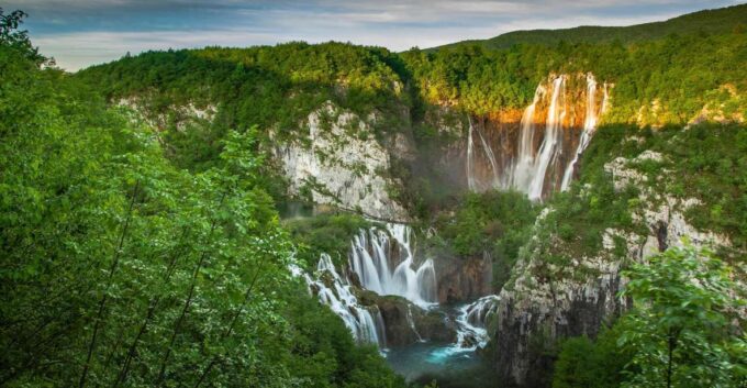 Plitvice Lakes: National Park Official Entry Ticket - Getting to the Park