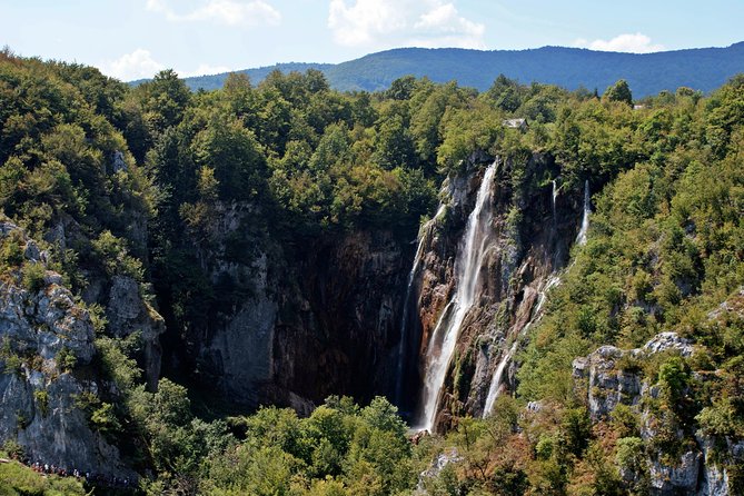 Plitvice Lakes National Park Tour From Zadar - Capacity and Pricing