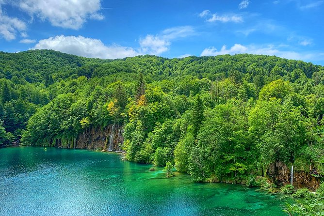 Plitvice Lakes Private Day-Trip From Zagreb - Meeting and Pickup Information