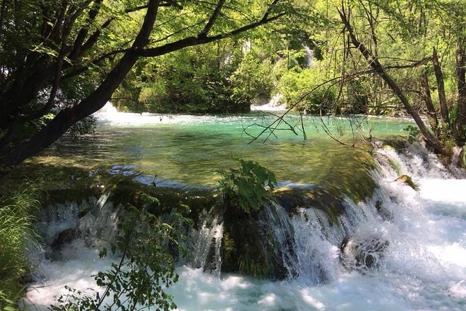 Plitvice Lakes&Rastoke Day Trip From Zagreb (5 H at the Lakes) - Traveler Information and Accessibility