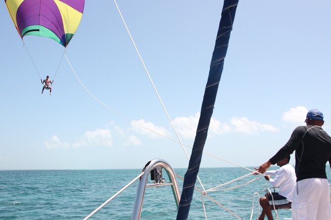 Plus Full Day Catamaran Tour to Isla Mujeres All Inclusive - Group Size and Health Restrictions