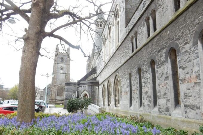 Plymouth: Quirky Self-Guided Smartphone Heritage Walks - Frequently Asked Questions